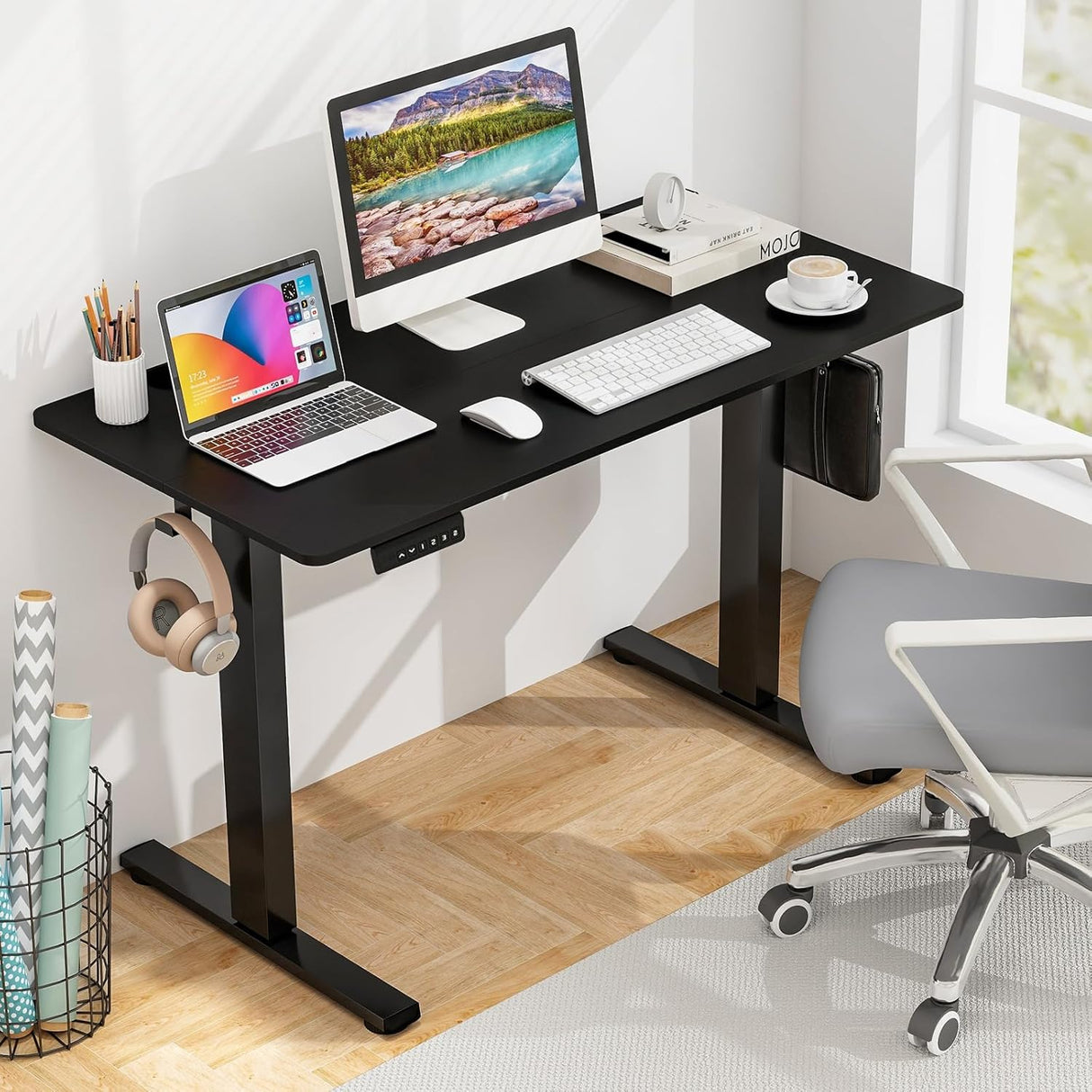 Electric Standing Desk, 120 x 60 cm Sit Stand Home Office Desk with 3 Memory Height Settings, Height Adjustable Computer Desk with 2 Hanging Hooks & Cable Management