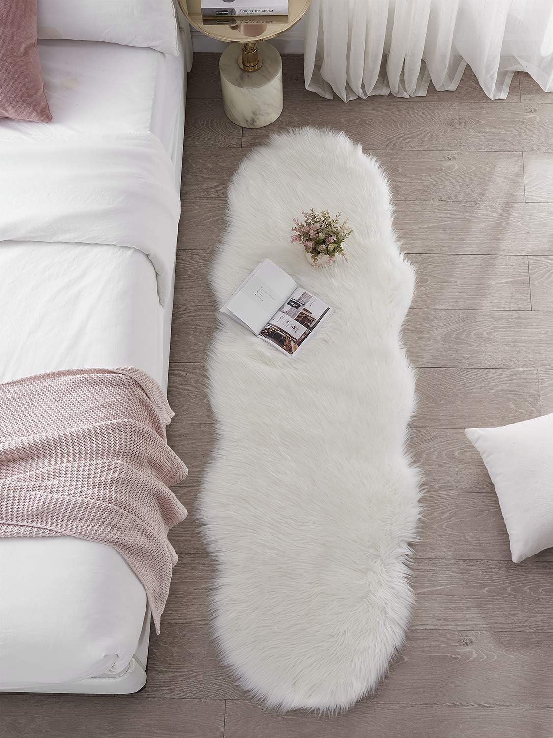 Ultra Soft Fluffy Rug Pink Faux Sheepskin Fur Rug Shaggy Couch Cover Furry Carpet for Kids Room Fuzzy Plush Rug for Bedroom Living Room Runner, 2x6 Feet (Sheepskin Shape,Pink)