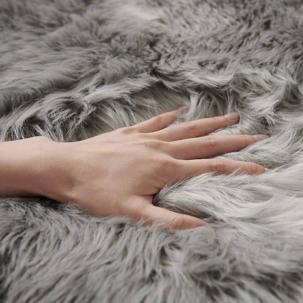 Ultra Soft Fluffy Rug Pink Faux Sheepskin Fur Rug Shaggy Couch Cover Furry Carpet for Kids Room Fuzzy Plush Rug for Bedroom Living Room Runner, 2x6 Feet (Sheepskin Shape,Pink)