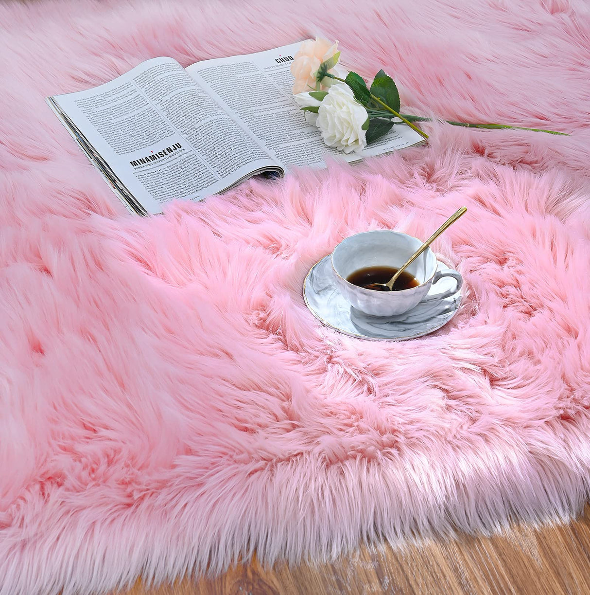 Soft Faux Fur Fluffy Area Rug 2ft x 4ft