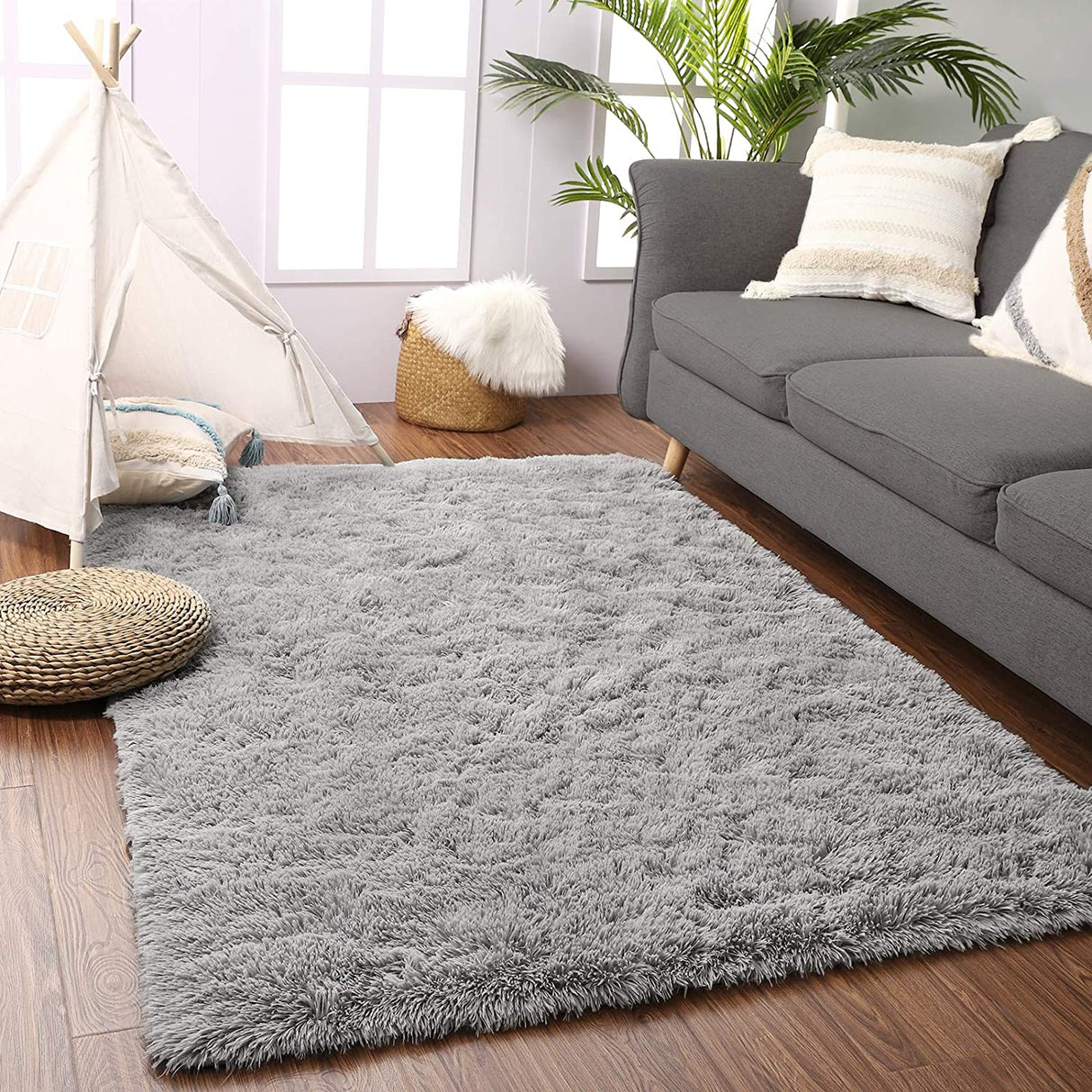 Soft Fluffy Area Rug Modern Shaggy Bedroom Rugs for Kids Room Extra Comfy Nursery Rug Floor Carpets Boys Girls Fuzzy Shag Fur Home Decor Rug